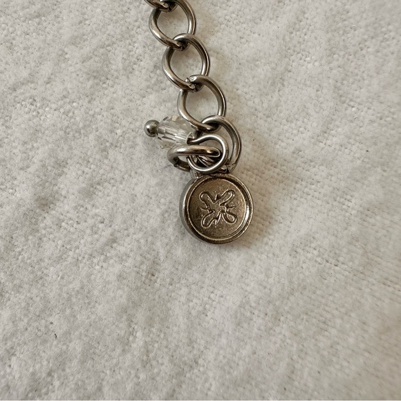 Vintage Women's Necklace Elegant Silver Tone Look Flower Chain Beads - Picture 6 of 8